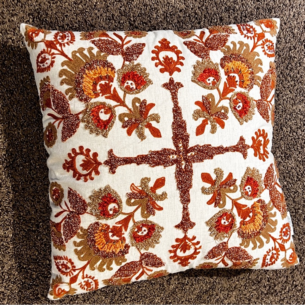 Boho aesthetic pillow ❤️ orange and white with crème.